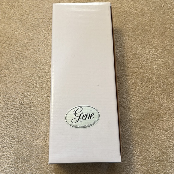 Gene Doll by Ashton Drake paperwork dated 1999 please view all photos - Picture 8 of 14